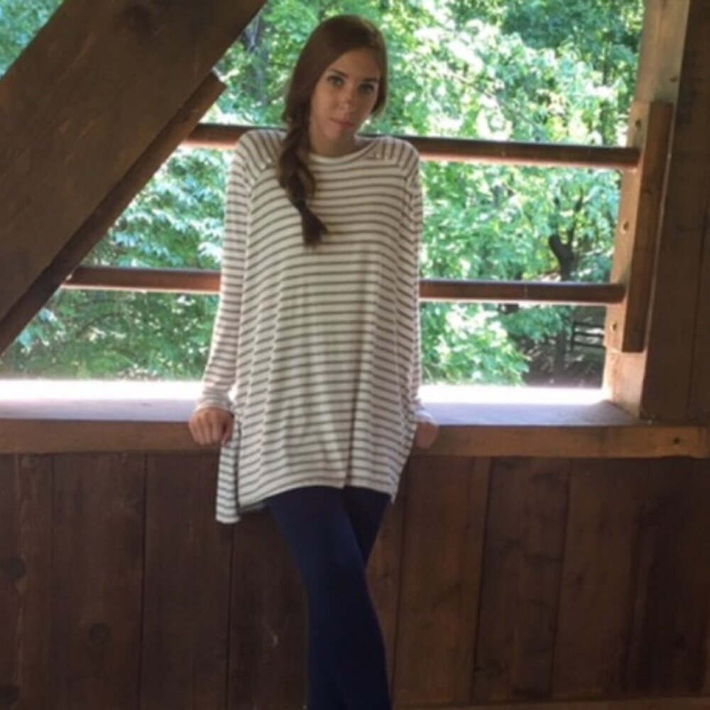 Free People Beach NWOT One Body Striped Oversized Loose Fit Tunic Top Grey/Ivory